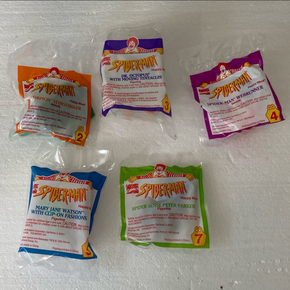 NIP McDonald’s 1994 Marvel Comics Spider-man Happy Meal Toys. 5 Total.